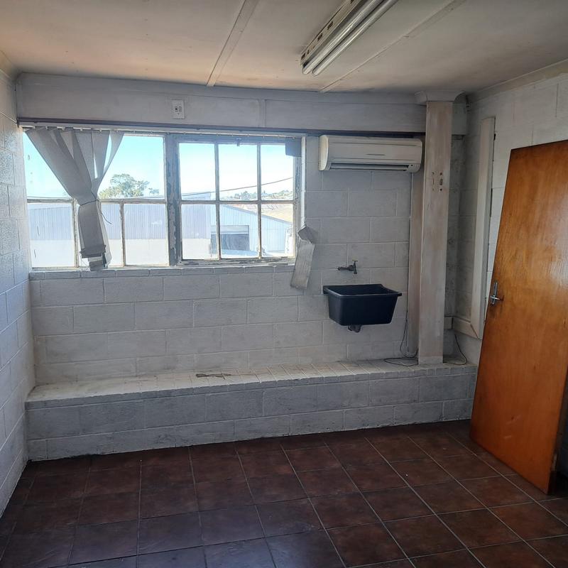 To Let commercial Property for Rent in Korsten Eastern Cape
